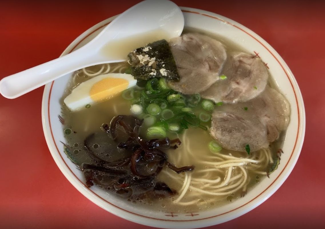 清陽軒本店のとんこつラーメンです。