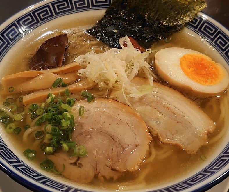 久屋の大江戸ラーメンです。