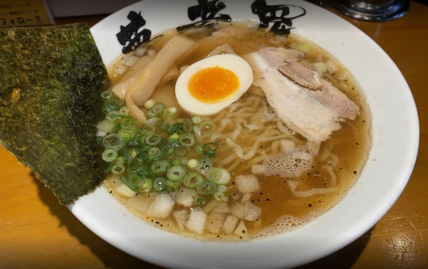 麺屋 我夢者羅のしょうゆラーメンです。