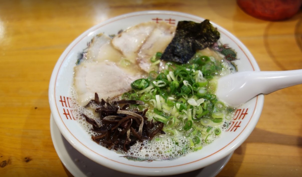 中華料理ニイハオのしょうゆラーメンです。