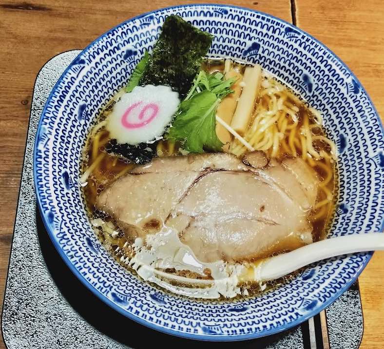 中華そば郷家  寺塚本店のラーメンです。