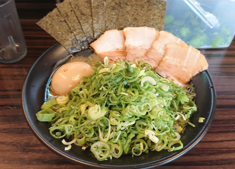 無邪気の無邪気デラックスラーメンです。