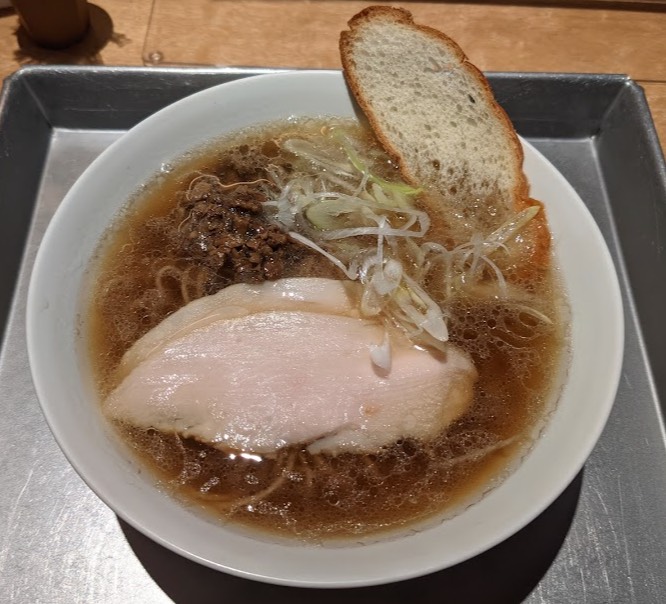 ニシムラ麺のポルチーニ茸ラー麺です。